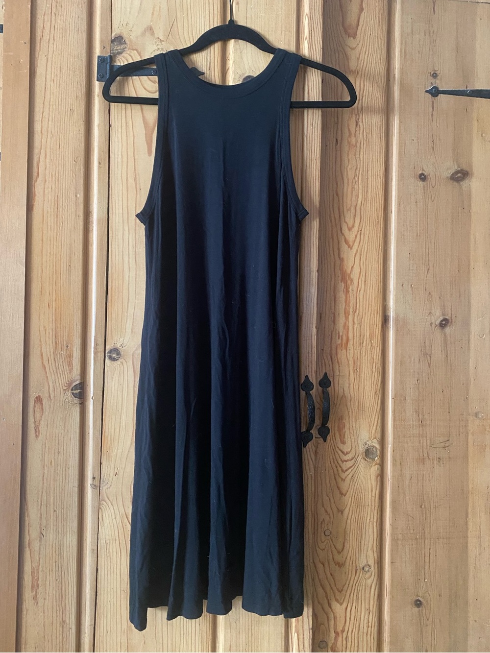 Black Sleeveless Dress